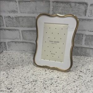 Kate Spade Lenox Gold-Trimmed Picture Frame NWOT